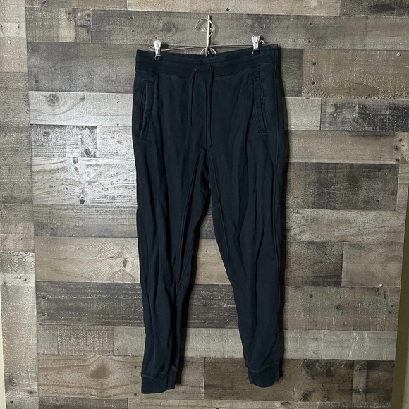 SOLD Nike SB Everett Joggers Small - Picture 2 of 3
